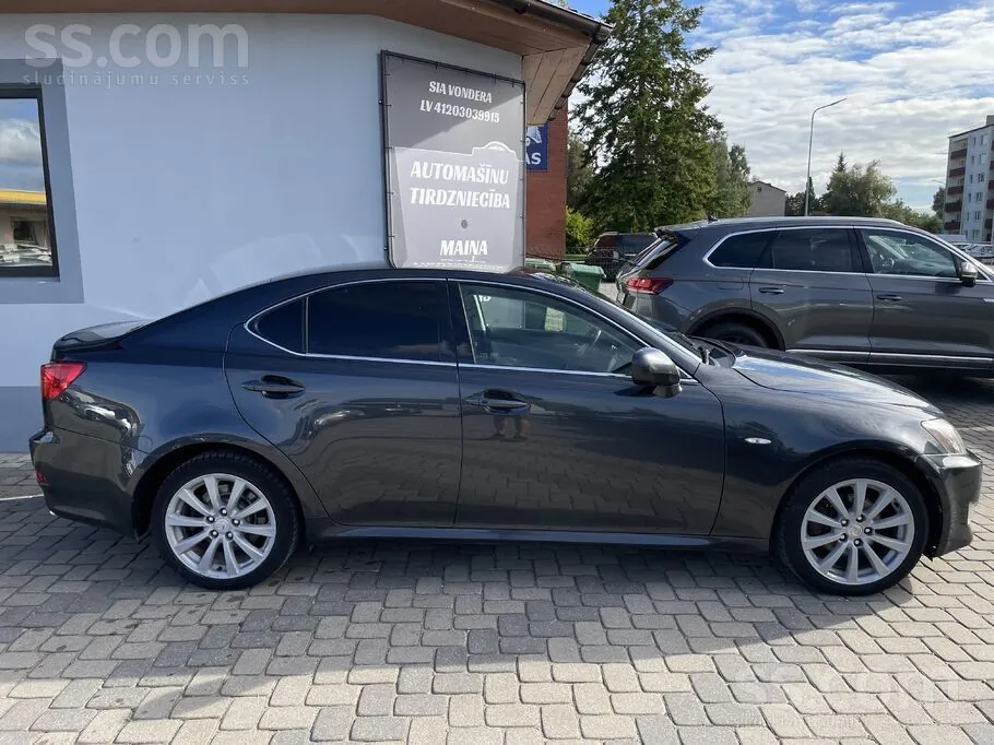 Lexus Is 2007 photo 2