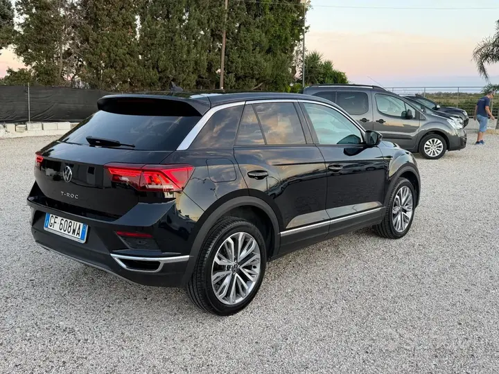 Volkswagen T-Roc 2021 photo 3