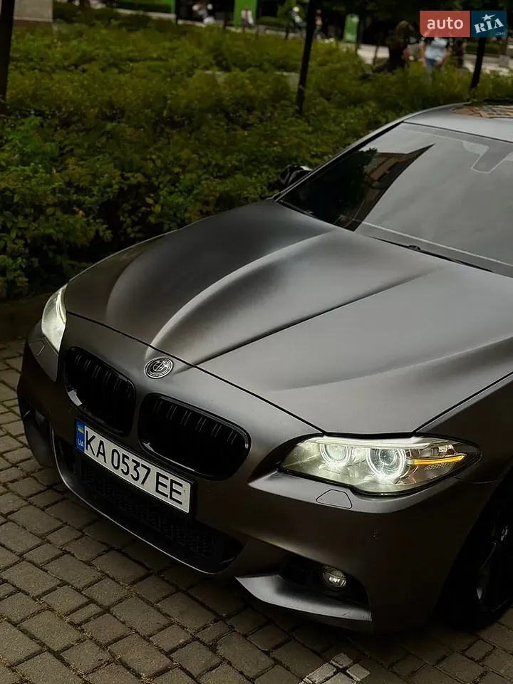 BMW 5 Series 2015 photo 3