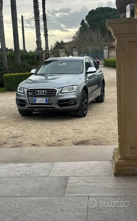 Audi Q5 2009 photo 2