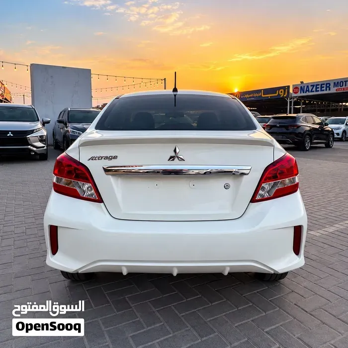 Mitsubishi Attrage 2022 photo 4