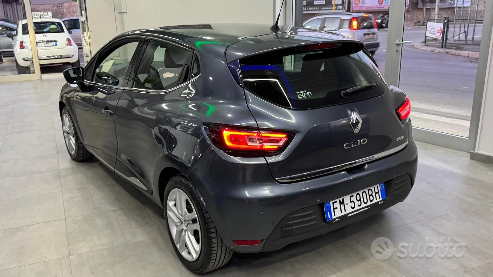 Renault Clio 2017 photo 2
