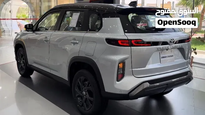 Suzuki Fronx 2024 photo 2