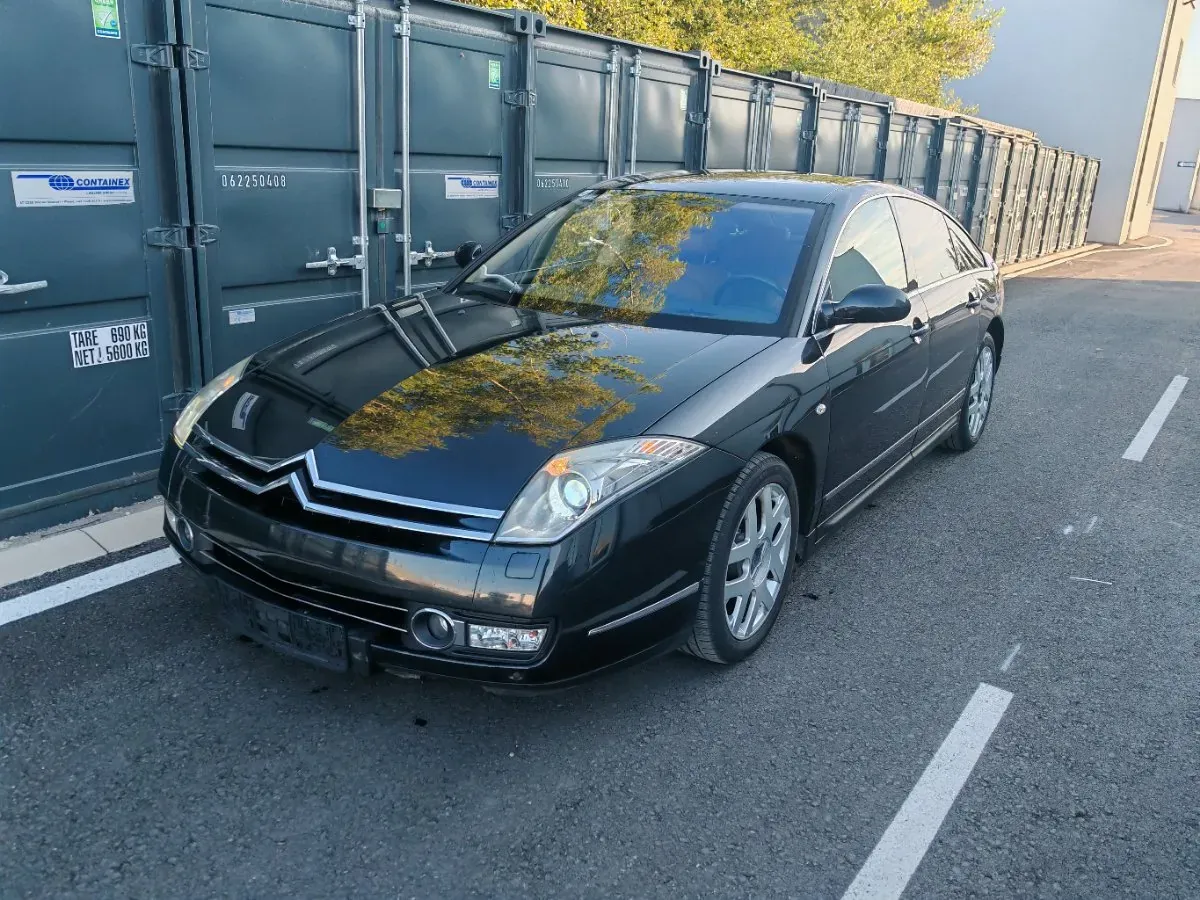 Citroen C6