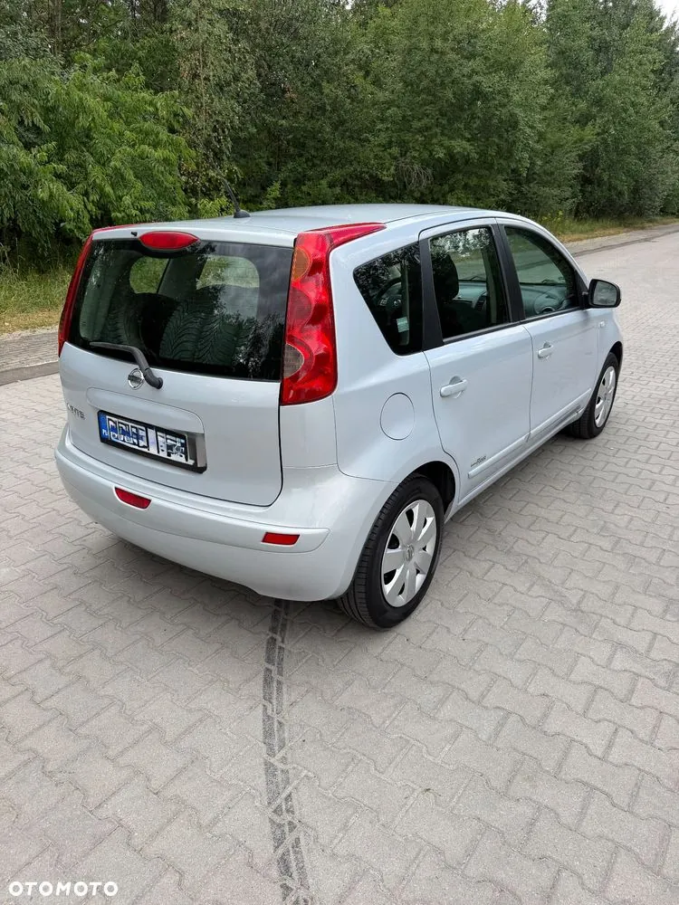 Nissan Note 2008 photo 3