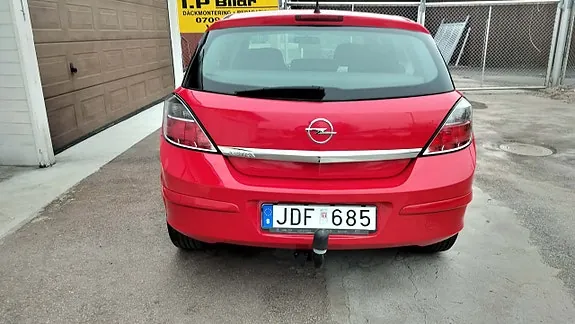 Opel Astra 2009 photo 4