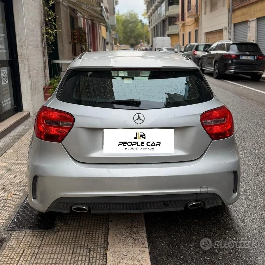 Mercedes-Benz A 2014 photo 2