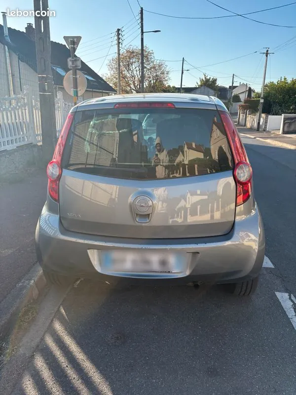 Opel Agila 2010 photo 2