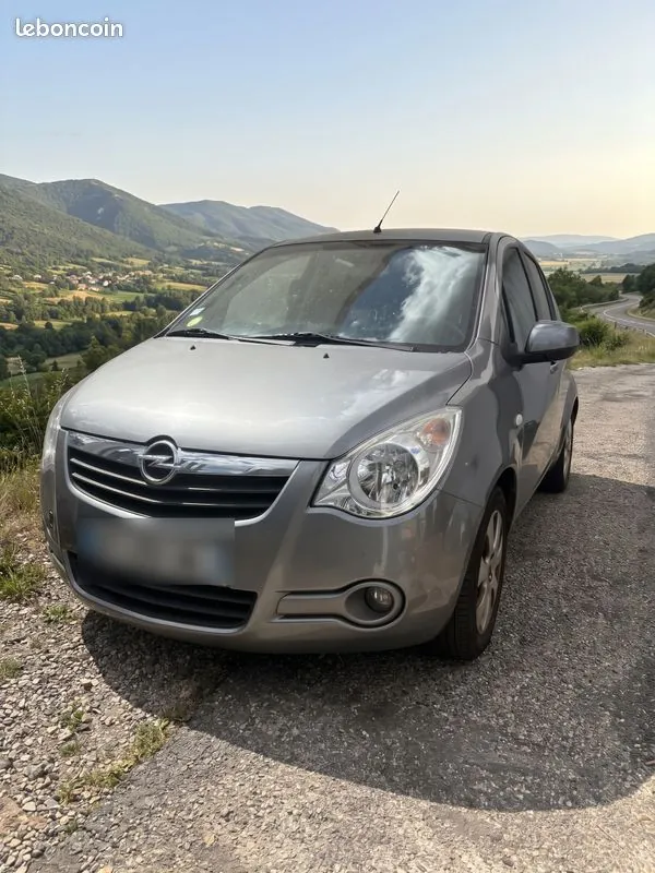 Opel Agila