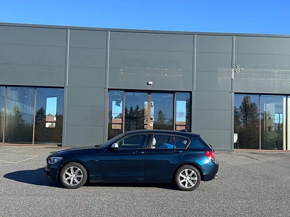 BMW 116I 2011 photo 3