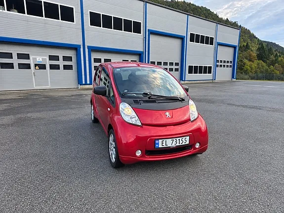 Peugeot Ion 2014 photo 2