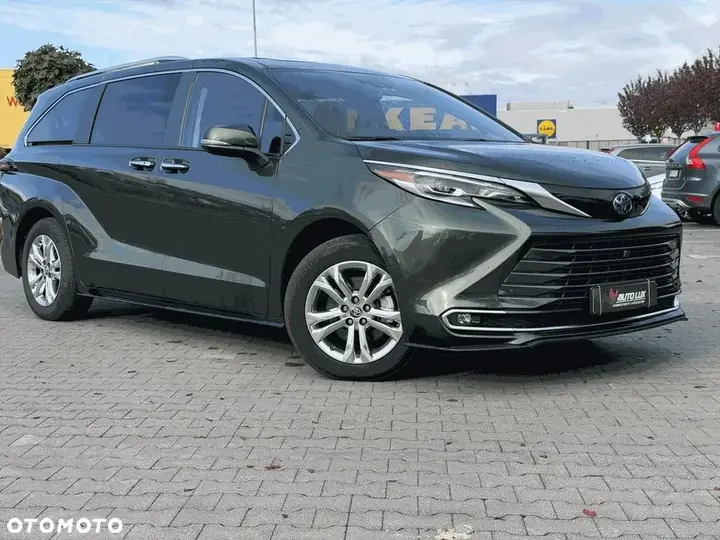 Toyota Sienna