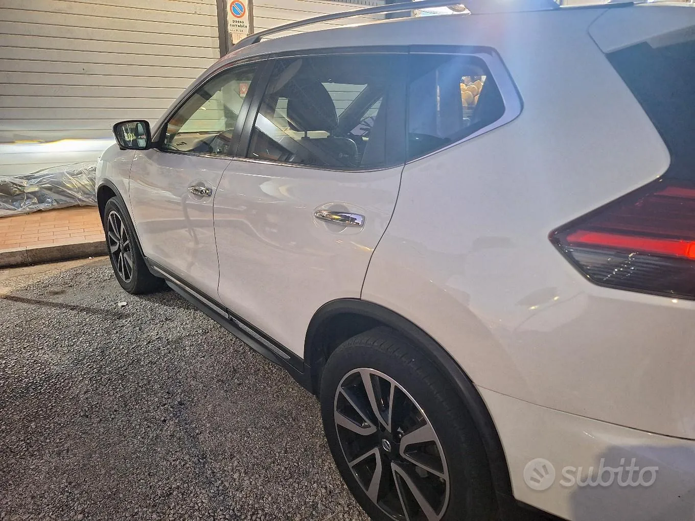 Nissan X-Trail 2018 photo 2
