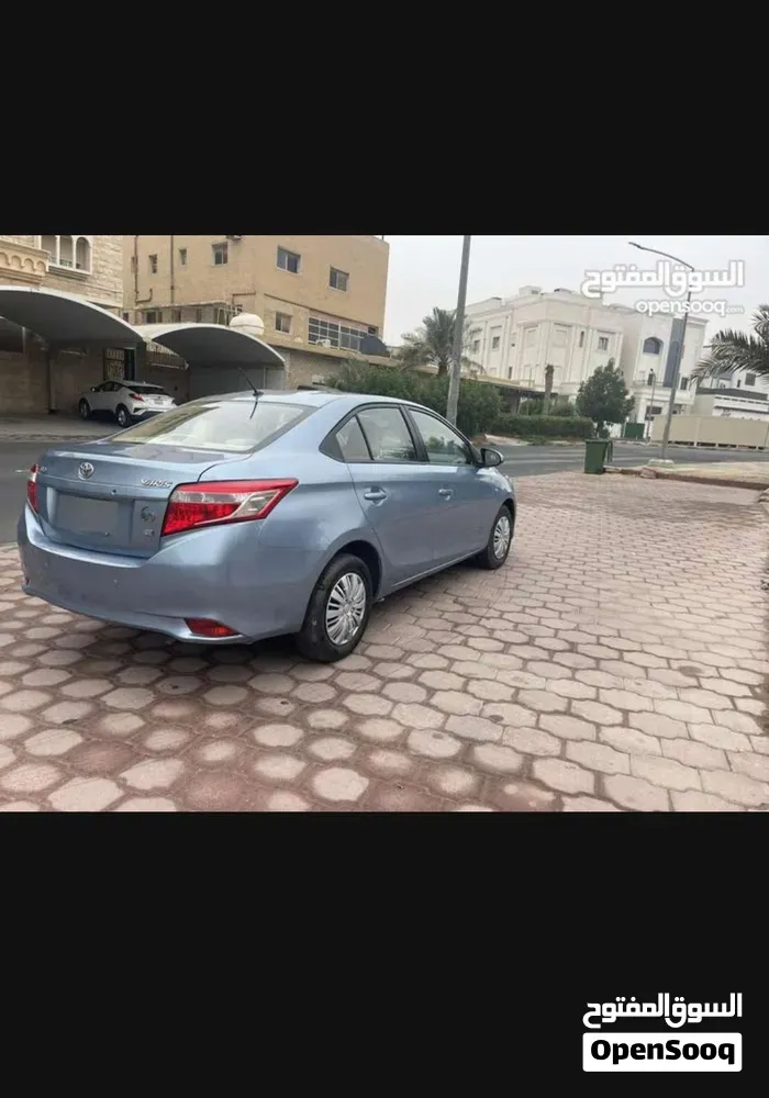 Toyota Yaris 2015 photo 3