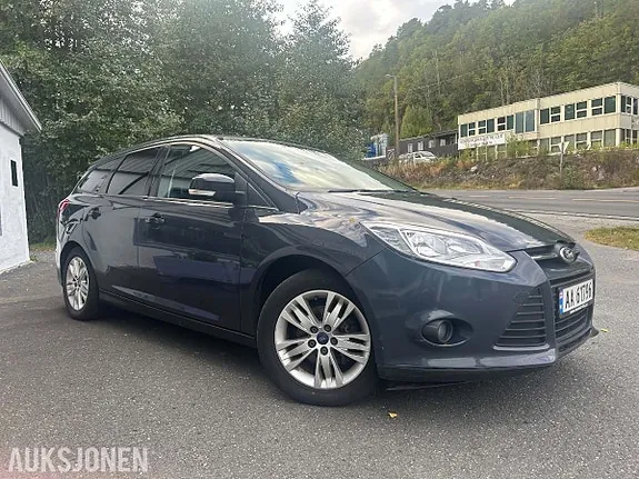 Ford Focus 2011 photo 3