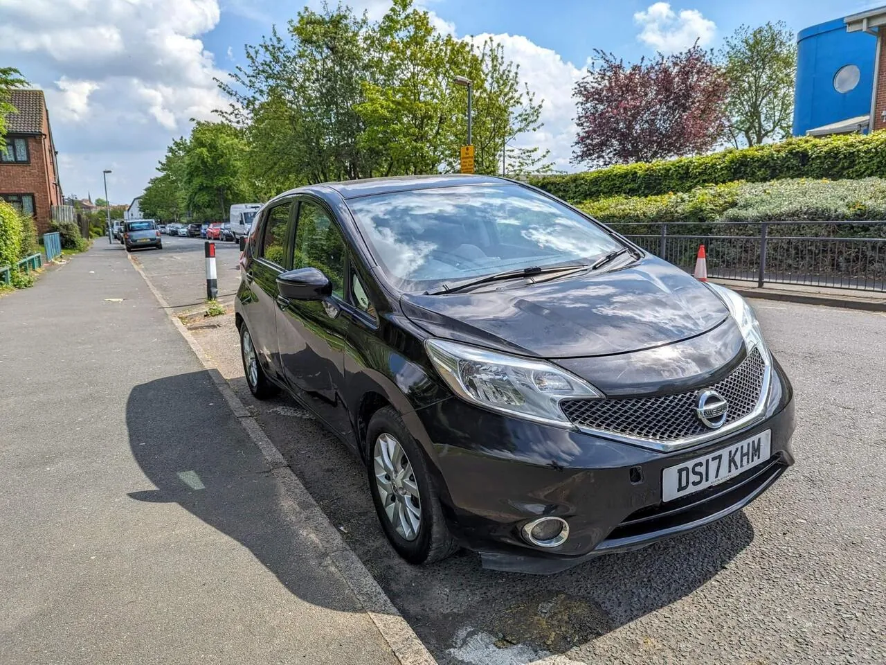 Nissan Note 2017 photo 2