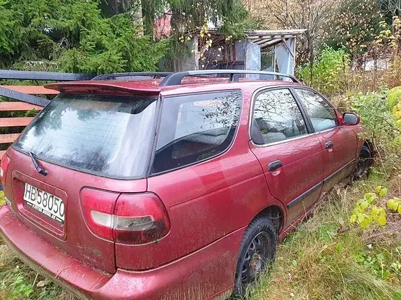 Suzuki Baleno 2000 photo 2