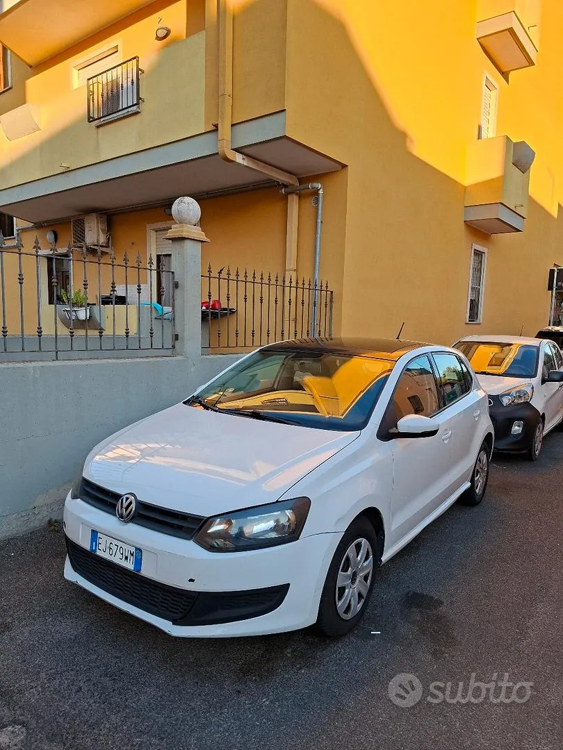 Volkswagen Polo 2011 photo 4