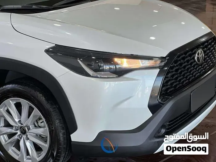 Toyota Corolla Cross 2024 photo 2