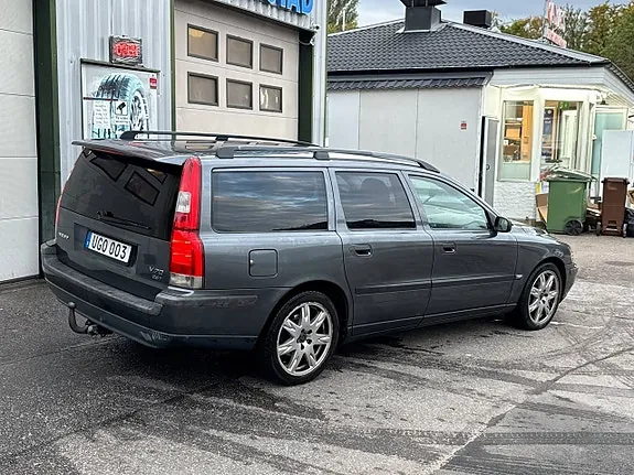 Volvo V70 2004 photo 5