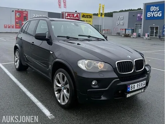 BMW X5 2010 photo 2