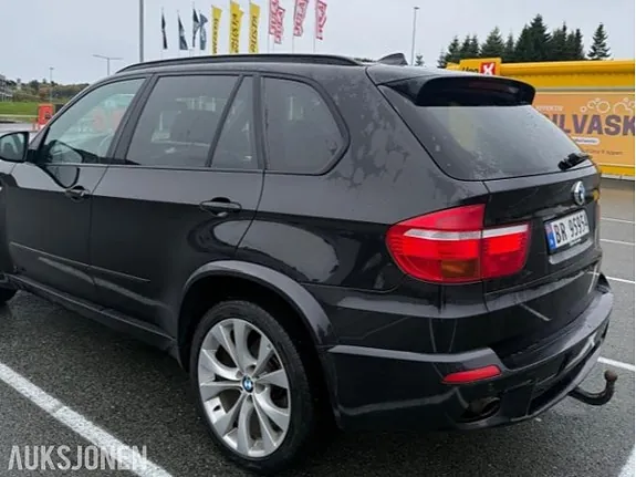 BMW X5 2010 photo 3