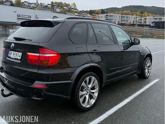 BMW X5 2010 photo 5