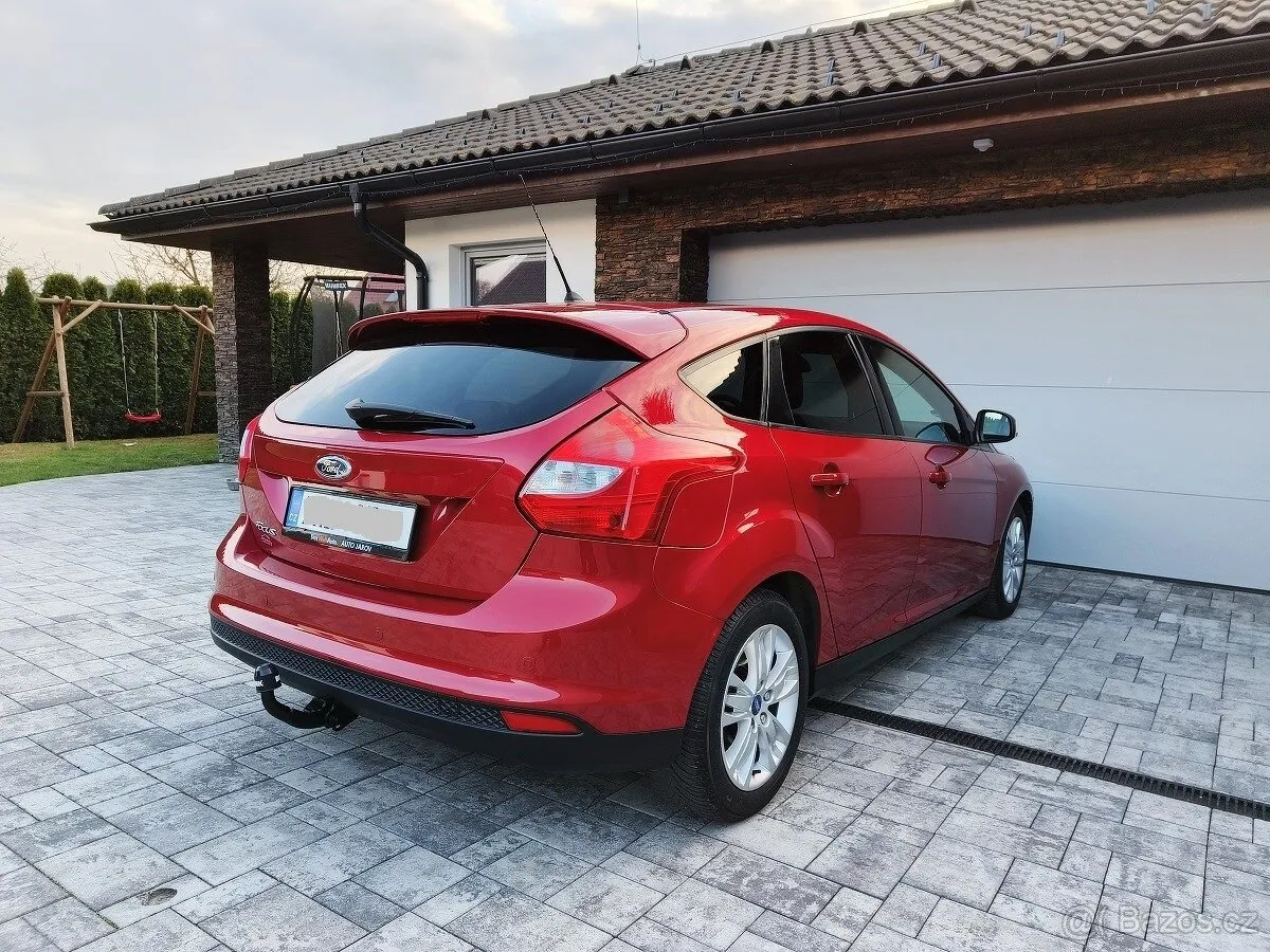 Ford Focus 2011 photo 4