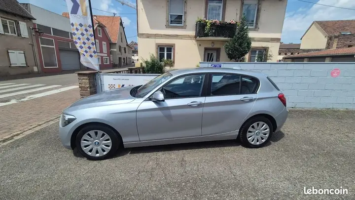 BMW Série 1 2012 photo 2