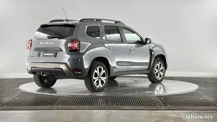 Dacia Duster 2023 photo 5