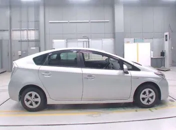 Toyota Prius 2015 photo 5