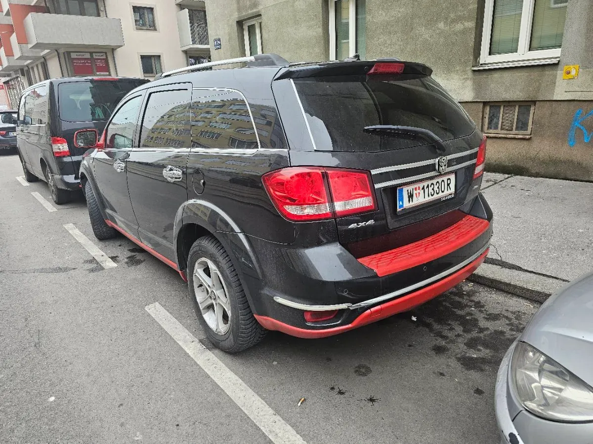 Fiat Freemont 2013 photo 3