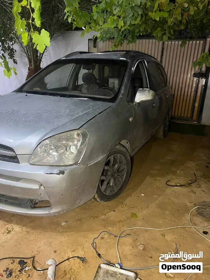Kia Carens 2007 photo 3