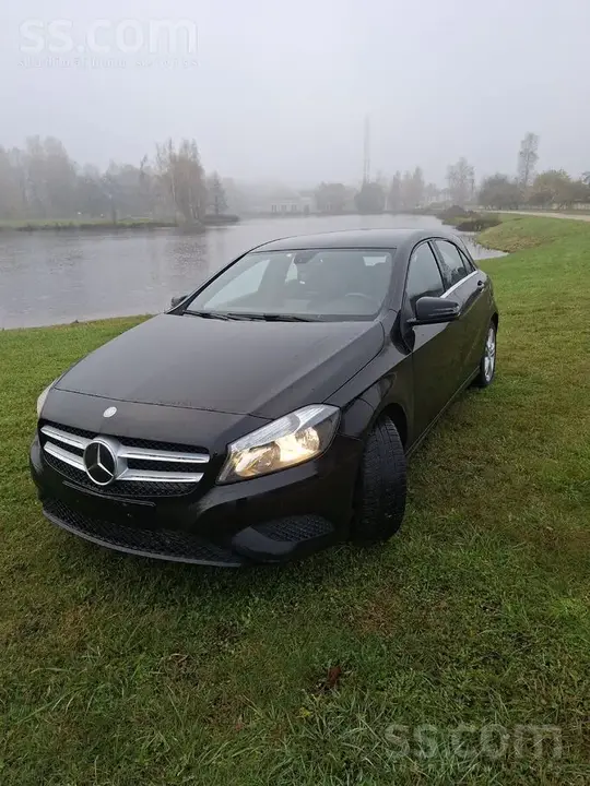 Mercedes-Benz A 180