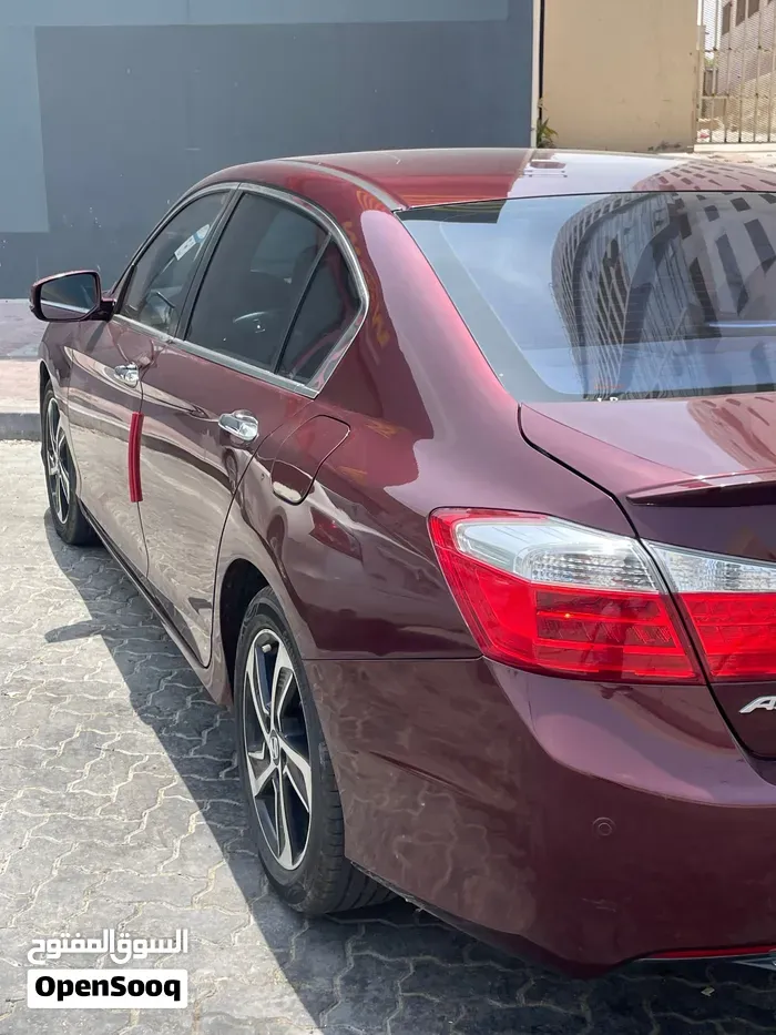 Honda Accord 2014 photo 2