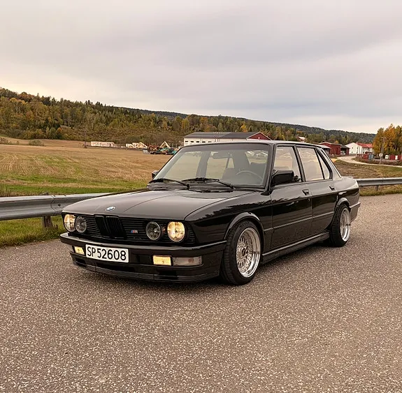 BMW 535I