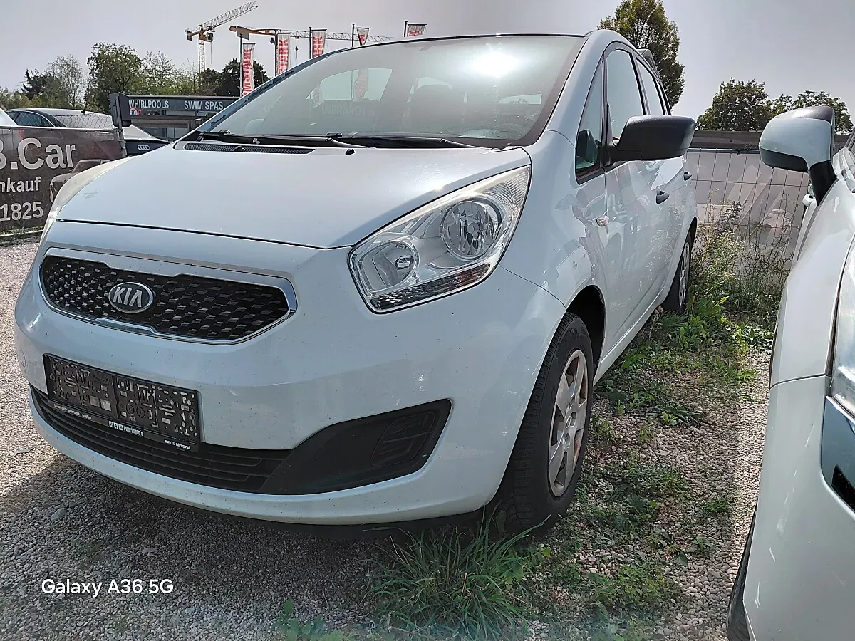 Kia Venga 2013 photo 2
