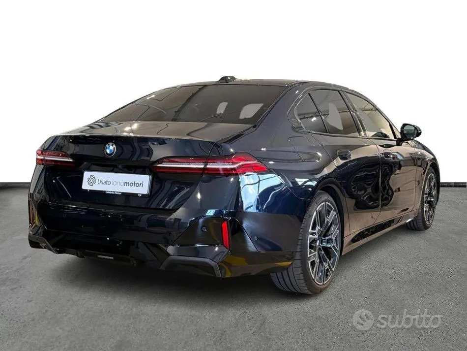 BMW 520D 2023 photo 5