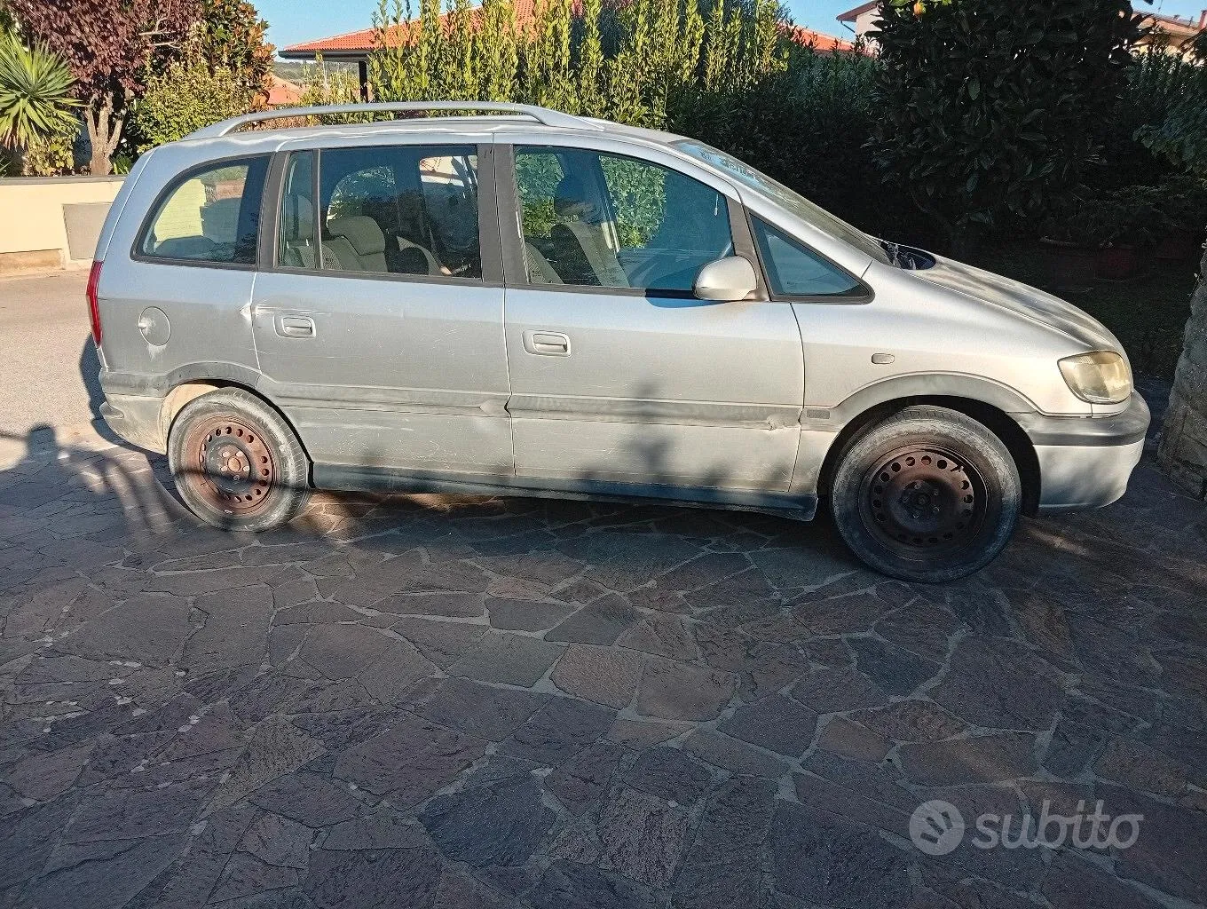 Opel Zafira 2005 photo 2