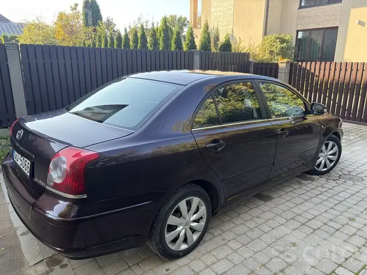 Toyota Avensis 2006 photo 5