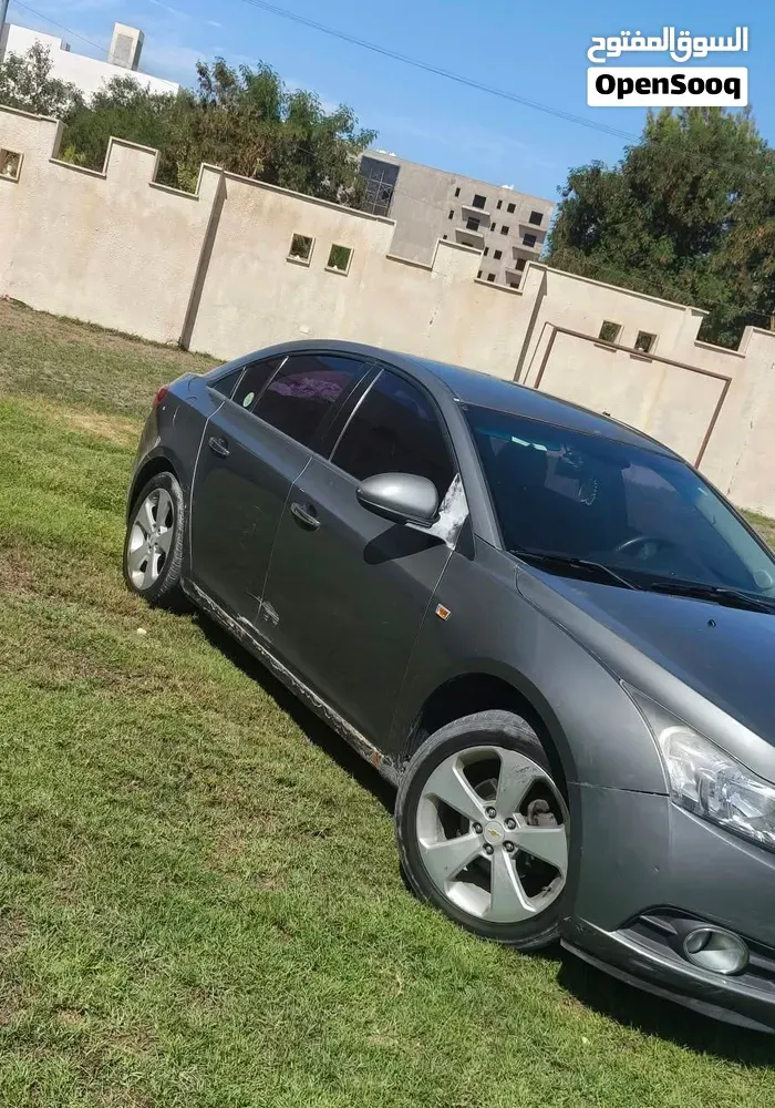Chevrolet Cruze 2010 photo 3