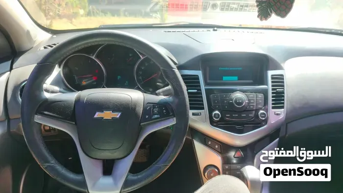 Chevrolet Cruze 2010 photo 2