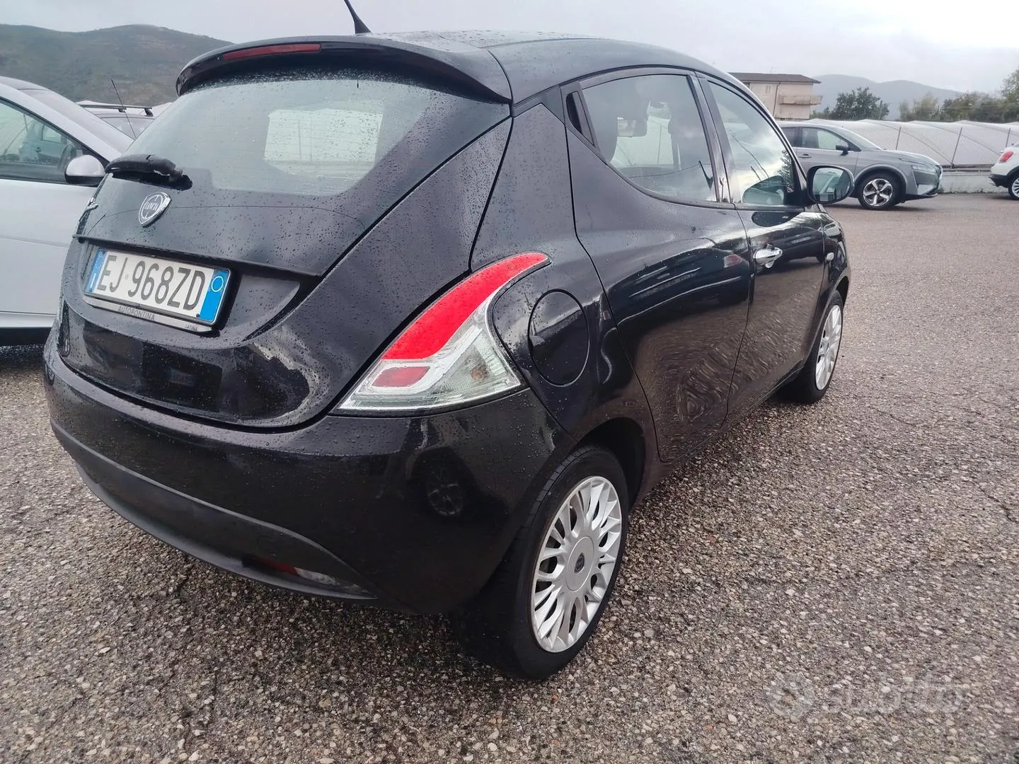 Lancia Ypsilon 2011 photo 4