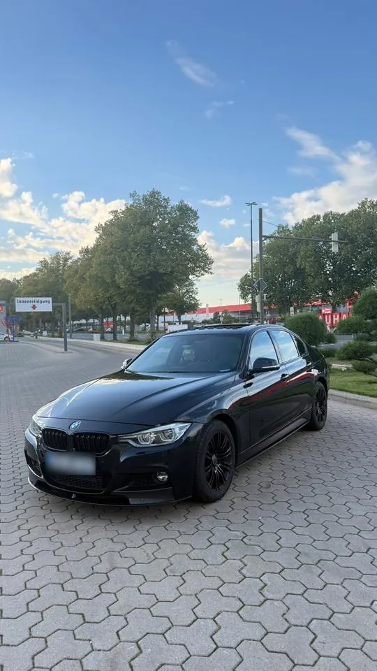 BMW 328I