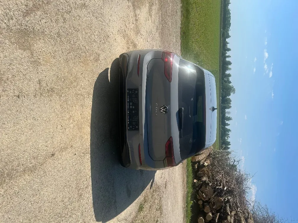 Volkswagen Golf 2023 photo 3