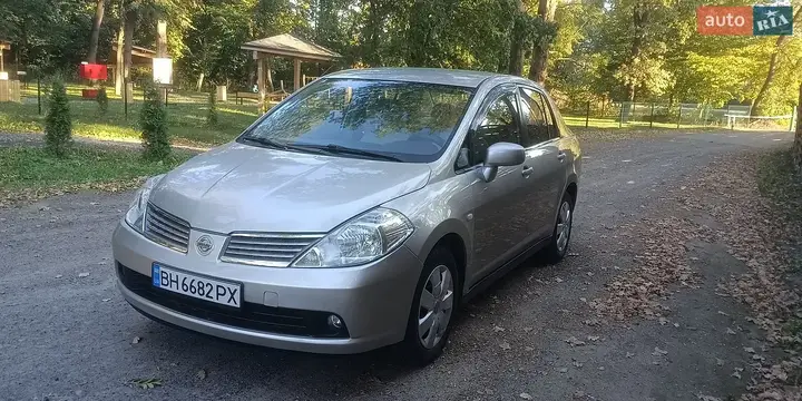 Nissan Tiida 2007 photo 3
