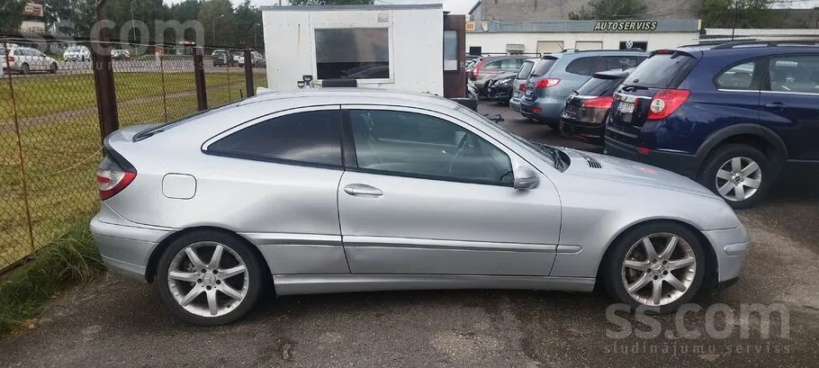 Mercedes-Benz C180 2007 photo 4