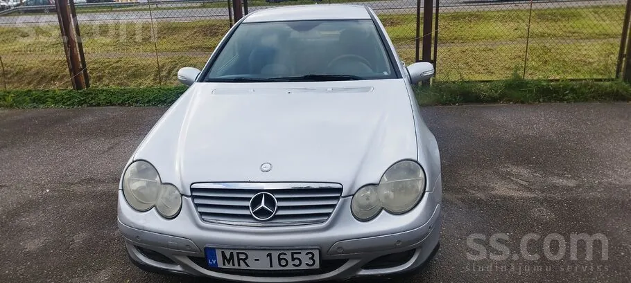 Mercedes-Benz C180 2007 photo 2