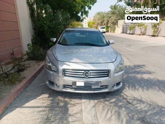 Nissan Maxima