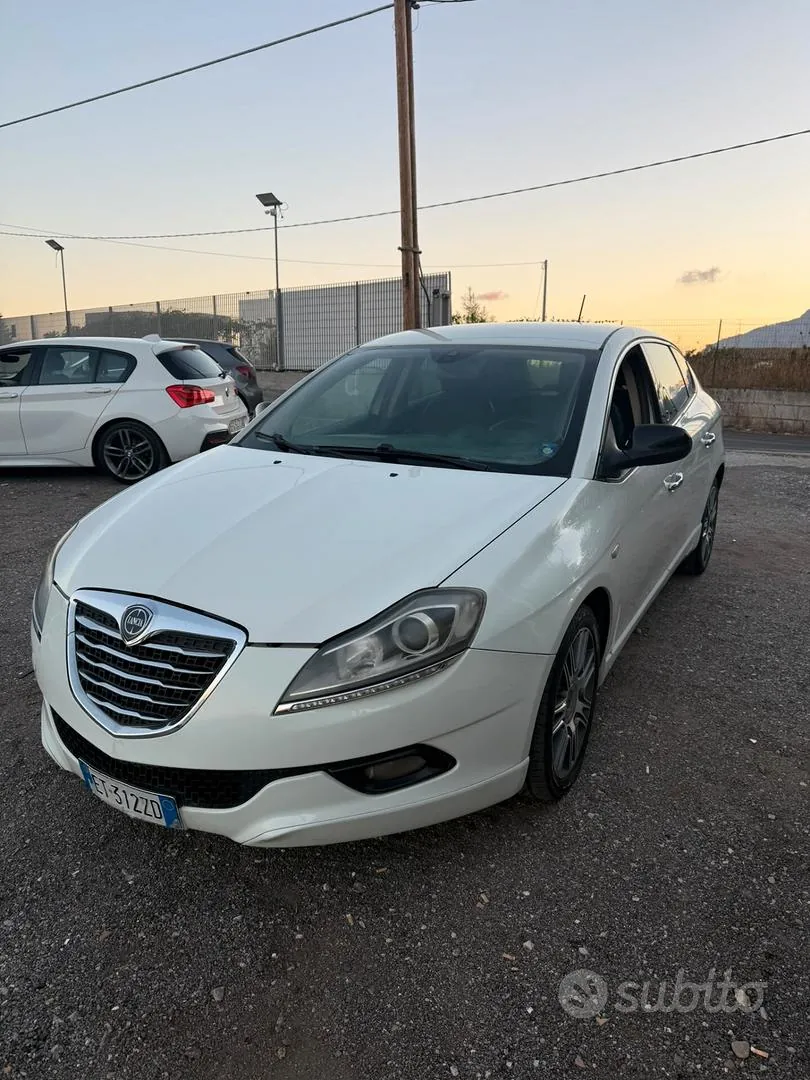 Lancia Delta 2014 photo 2
